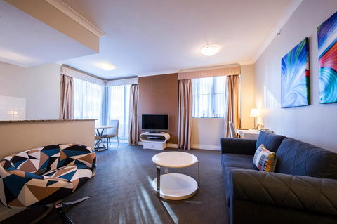 Seasons Harbour Plaza - Accommodation Cooktown 29