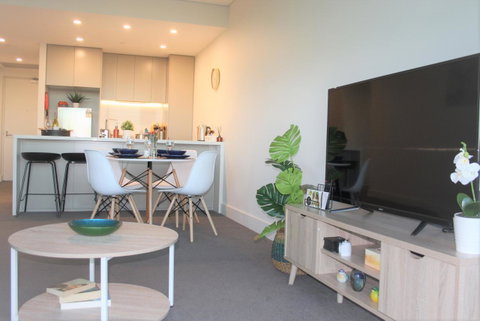 Stunning Views Sydney Olympic Park - Accommodation Cooktown 4
