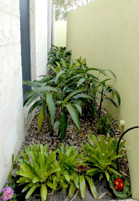 By The Beach B&B Self Contained Apartments - Accommodation Cooktown 24