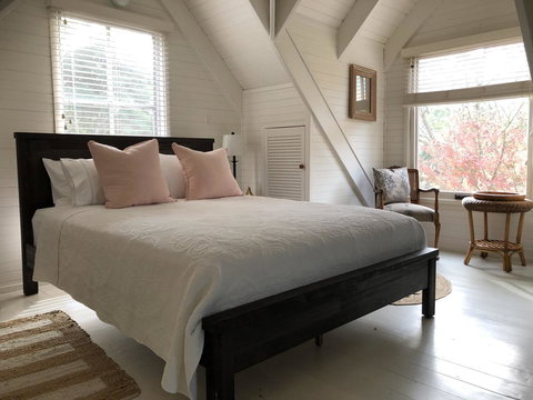 Arcadia - The Barn Cottage & Rosehill Cottage - Accommodation Cooktown 6