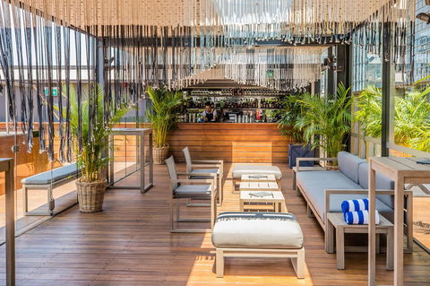 The Old Clare Hotel, Independent Collection By EVT - Accommodation Cooktown 12