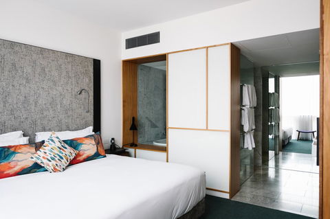 The Old Clare Hotel, Independent Collection By EVT - Accommodation Cooktown 21
