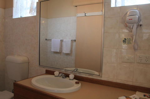 Hunter Valley Motel - Accommodation Cooktown 24