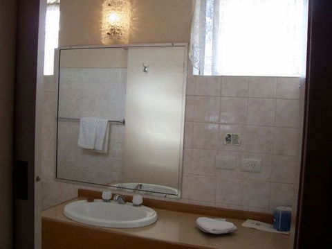 Hunter Valley Motel - Accommodation Cooktown 22