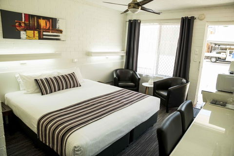 Coastal Bay Motel - Accommodation Cooktown 27