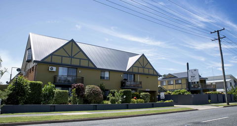 Coastal Bay Motel - Accommodation Cooktown 0