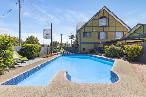 Coastal Bay Motel - Accommodation Cooktown 1
