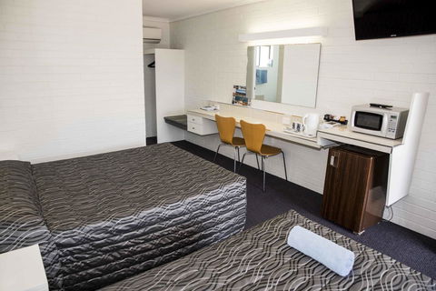 Coastal Bay Motel - Accommodation Cooktown 29