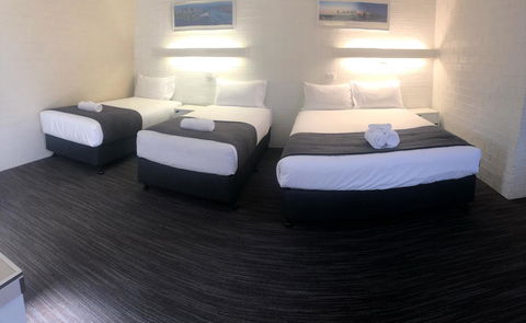 Coastal Bay Motel - Accommodation Cooktown 18