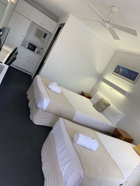 Coastal Bay Motel - Accommodation Cooktown 34