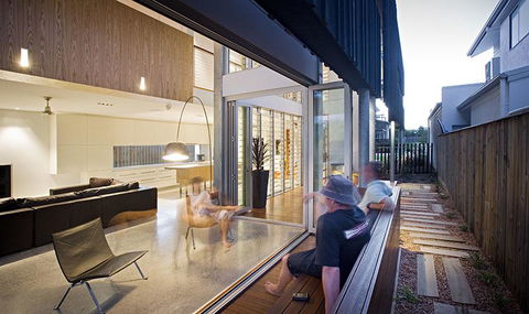 Casuarina Beachfront House - Hostie Properties - Accommodation Cooktown 7