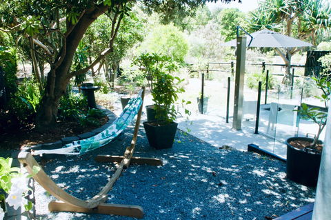 Casuarina Beachfront House - Hostie Properties - Accommodation Cooktown 13
