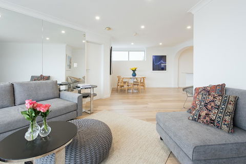Right On Bondi - Accommodation Cooktown 3