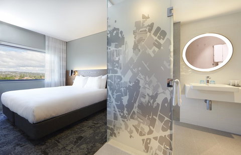 Holiday Inn Express Newcastle, An IHG Hotel - Accommodation Cooktown 17