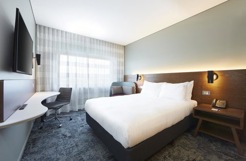 Holiday Inn Express Newcastle, An IHG Hotel - Accommodation Cooktown 22