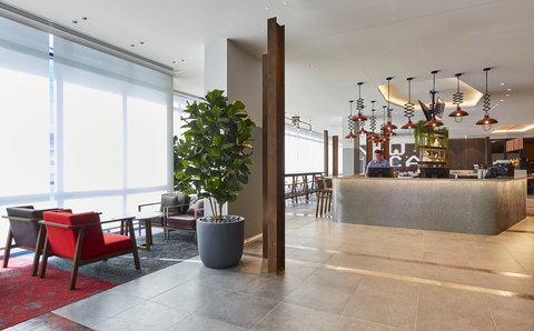 Holiday Inn Express Newcastle, An IHG Hotel - Accommodation Cooktown 2