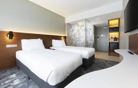 Holiday Inn Express Newcastle, An IHG Hotel - Accommodation Cooktown 21