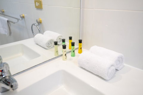Castle Serviced Apartments - Accommodation Cooktown 25