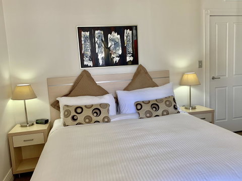 Castle Serviced Apartments - Accommodation Cooktown 8