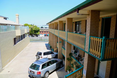 Bay Motel - Accommodation Cooktown 2