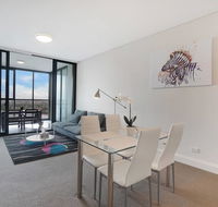 Cozy apartment with Water view plus Winter garden - Accommodation Cooktown