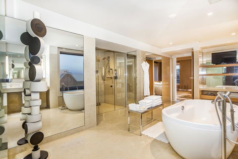 Hilton Sydney - Accommodation Cooktown 13