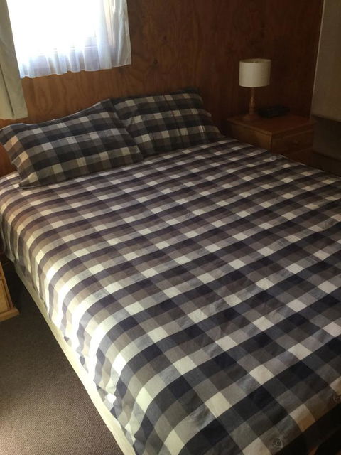 Jenolan Cabins - Accommodation Cooktown 11