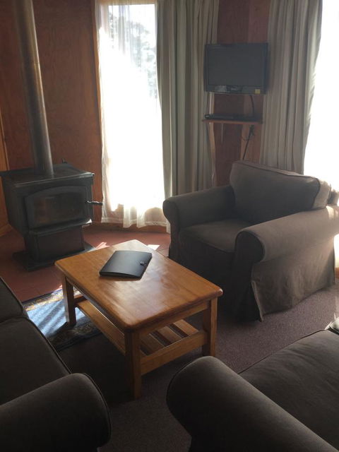 Jenolan Cabins - Accommodation Cooktown 12