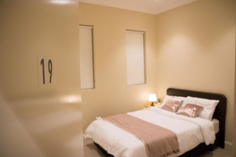 T&M HOUSE - Accommodation Cooktown 11