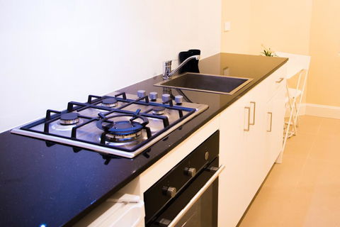 T&M HOUSE - Accommodation Cooktown 21