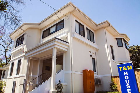T&M HOUSE - Accommodation Cooktown 40