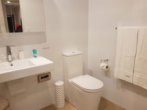 Arena Luxury Beachfront Apartment - Accommodation Cooktown 30