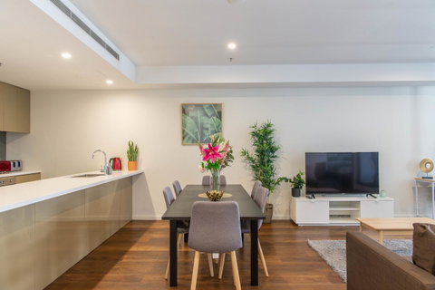 Sydney CBD Brand New Apartments With Hyde Park View - Accommodation Cooktown 0