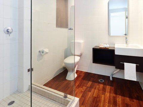 Hotel Urban St Leonards - Accommodation Cooktown 15
