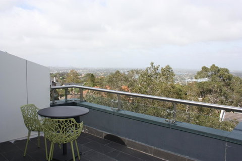 Hotel Urban St Leonards - Accommodation Cooktown 32