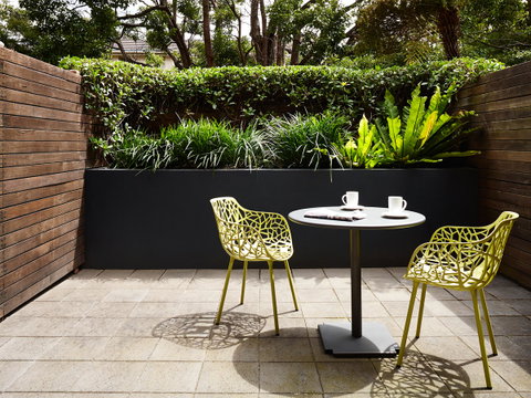 Hotel Urban St Leonards - Accommodation Cooktown 18