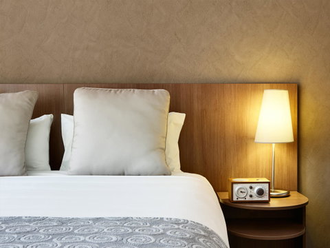 Hotel Urban St Leonards - Accommodation Cooktown 6