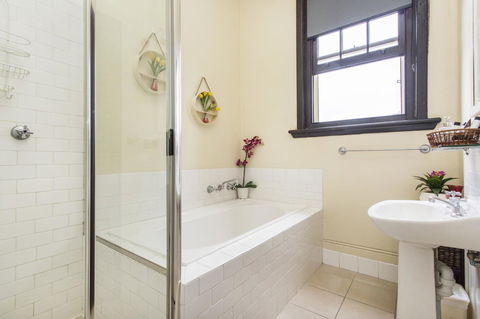 Sydney Harbour Bed And Breakfast - Accommodation Cooktown 16