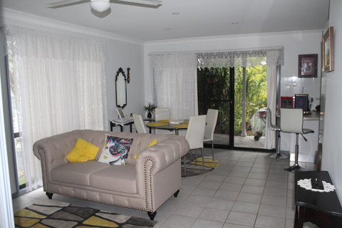 Ducati\'s B And B - Accommodation Cooktown 6