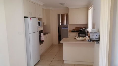 Twin Palms Holiday House At Lighthouse - Accommodation Cooktown 6