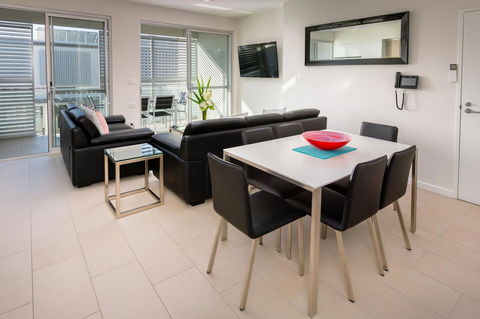 Hamilton Executive Apartments - Accommodation Cooktown 22