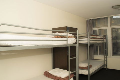 790 On George Backpackers - Accommodation Cooktown 1