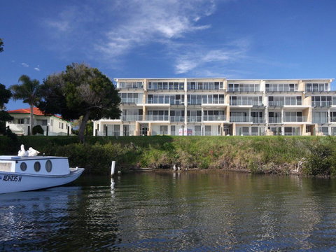 Regatta 13 - Accommodation Cooktown 2