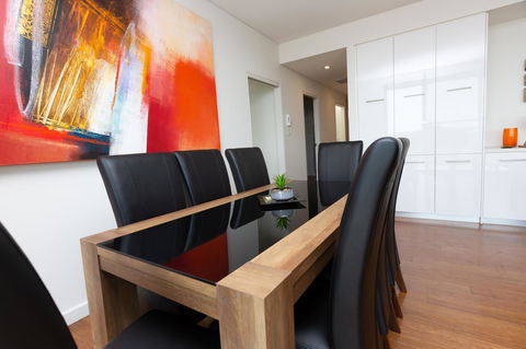 The Penthouse - Accommodation Cooktown 7