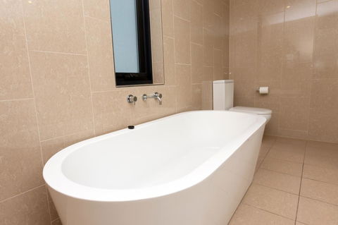 The Penthouse - Accommodation Cooktown 17