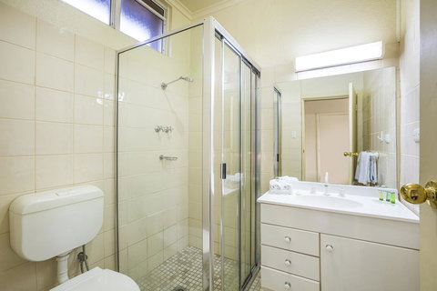 Boomerang Hotel - Accommodation Cooktown 20