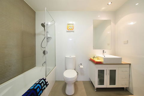 Sydney Apartment Close To Airport & CBD - Accommodation Cooktown 17