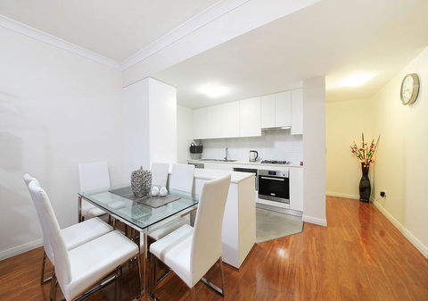 Sydney Apartment Close To Airport & CBD - Accommodation Cooktown 15