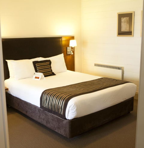 Q Station - Accommodation Cooktown 3