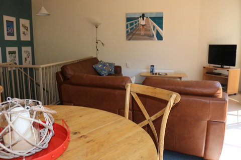Beaches Apartments Merimbula - Accommodation Cooktown 9
